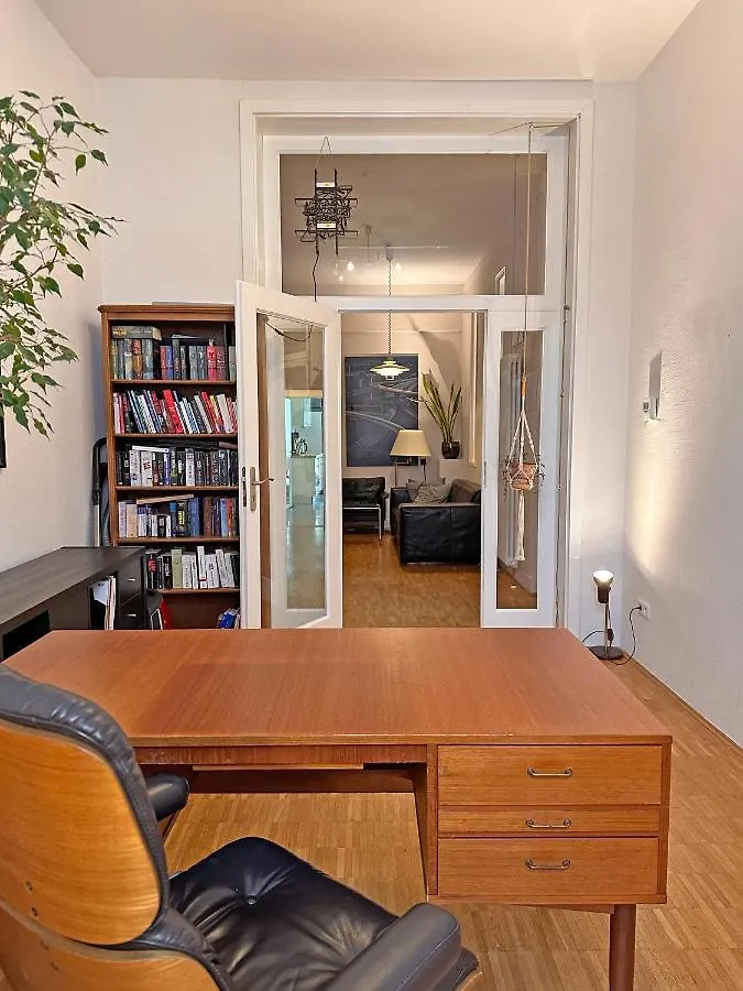 Mediterrane Eg-Wohnung / Basf-Naehe / 650Mbit Wlan Ludwigshafen am Rhein Apartment